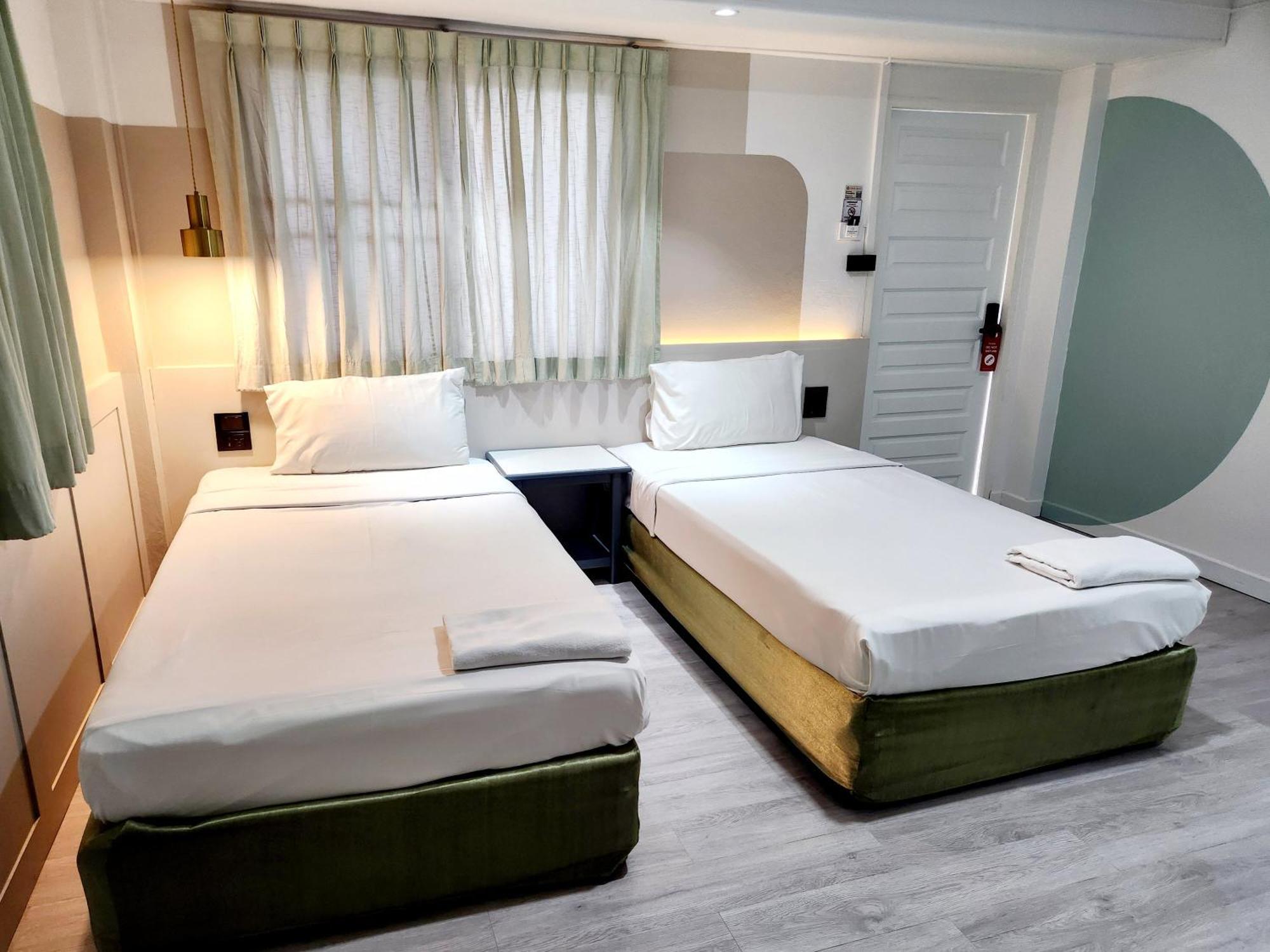 Seatel Phuket, Patong Beach Экстерьер фото