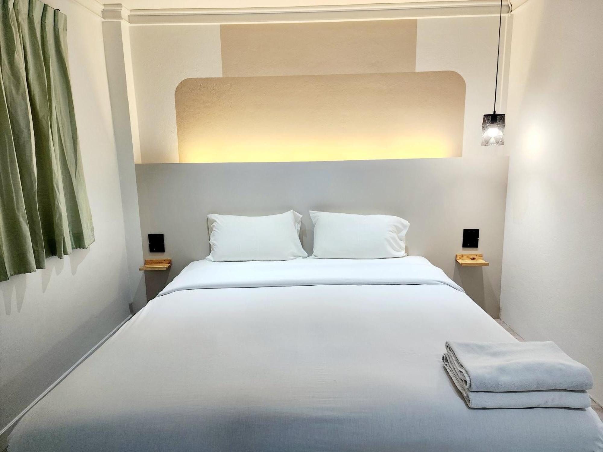 Seatel Phuket, Patong Beach Экстерьер фото