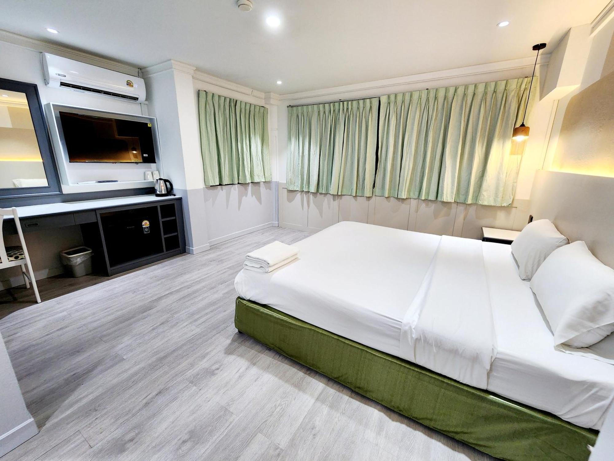Seatel Phuket, Patong Beach Экстерьер фото