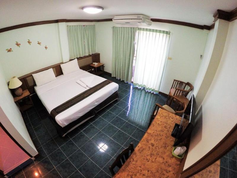 Seatel Phuket, Patong Beach Экстерьер фото
